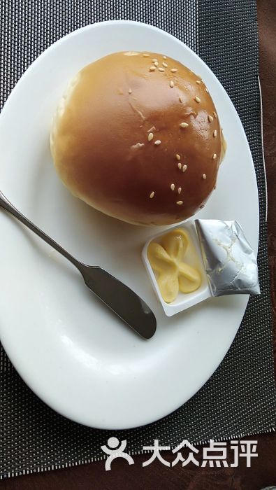 加洲阳光西餐厅(海昌路店)牛油餐包图片 - 第5张