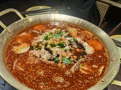 -张翻越·川渝冒菜·武汉黑鸭煲(城北万象城店)