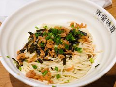 葱油拌面-弄堂咪道-饭香·面香·馄饨香(钦州北路田尚坊店)