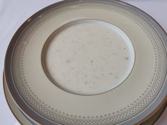 奶油松茸蘑菇汤-莫斯科餐厅