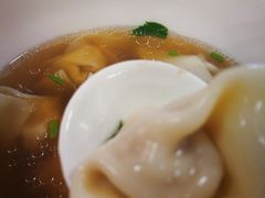 -周震馄饨