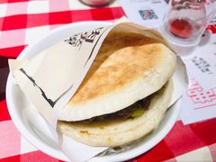 酥皮肉夹馍-西贝莜面村(正大广场店)