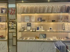 -世纪大明眼镜·蔡司战略授权店(汉街店)