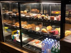 面包甜点陈列柜-星巴克臻选(郑州国贸360广场店)