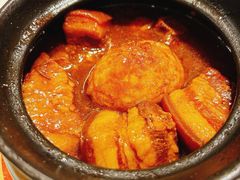 金钱蛋红烧肉-北平小馆·烤鸭·家常菜(磨房北里店)