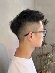 -尤司男士国潮理发馆