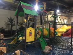 -泉城欧乐堡戏水湾艺术养生温泉