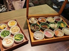 -良米山·云南野生菌过桥米线(上海首店)