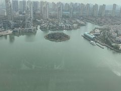 -天津梅江中心皇冠假日酒店