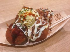 西单大悦城六楼某章鱼烧-渝信川菜(西单店)