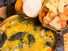 -Darling Queen·Mini·Live·House