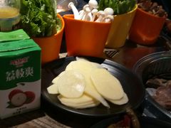 -烤圣自助美食音乐餐厅