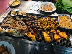 -马路牙子烧烤音乐酒馆(望京店)
