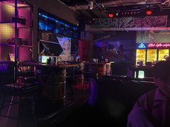 -UP嘻哈酒吧(粉巢店)