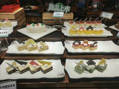 -亚马逊环球美食百汇(新城吾悦广场店)