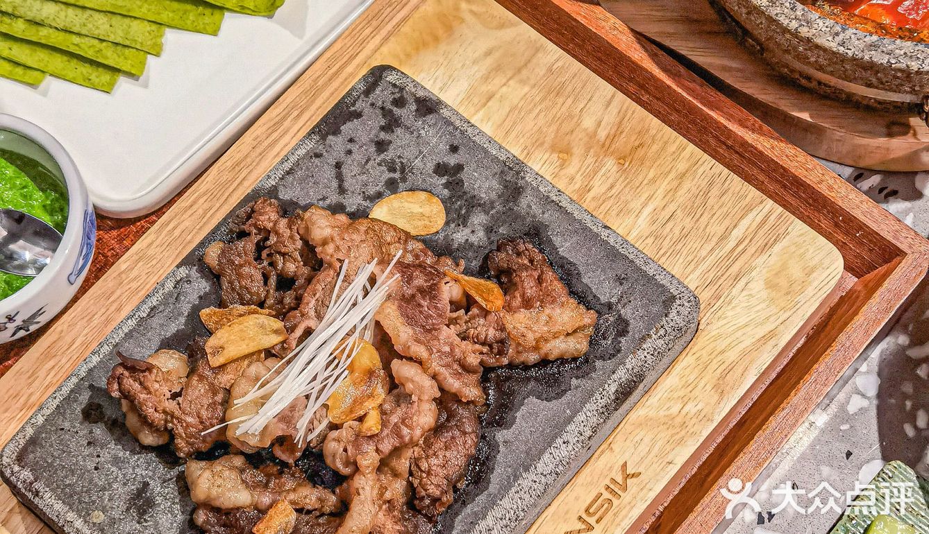 氛围感餐厅我找到了，请问韩国哥哥哪里领……