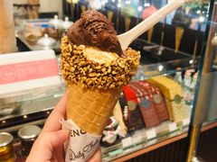-VENCHI 闻绮(上海佛罗伦萨小镇店)