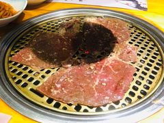 -唯成•韩国炭火烤肉 유성고기