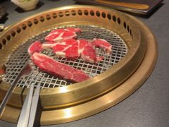 -铭牛烧肉·和牛海鲜自助(高新月牙湖店)