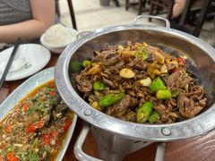 -湖南人家湘菜馆(镇江路店)