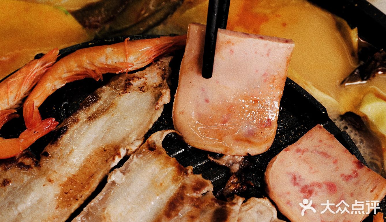 重庆美食｜边烤边涮的泰式小火锅🥘