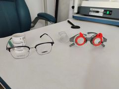 -李医生眼镜工作室