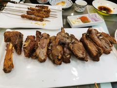 烤羊腿-巴依老爷新疆美食(清华东门店)