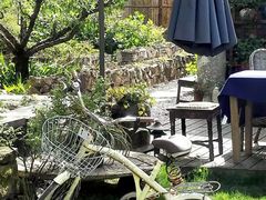 -田园东方蜜桃村的田野营地