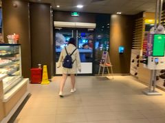 -麦当劳(杭州西湖银泰百货店)
