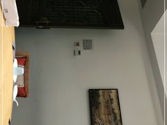 -徽味大班(定慧桥店)