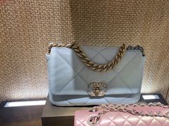 -CHANEL(恒隆广场店)