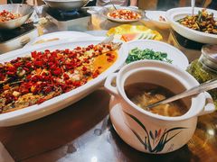 -黄泥岗·地道湖北菜(奥特莱斯店)