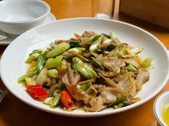 -曾牛肉