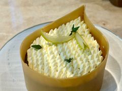 -VERIE BAKEHOUSE