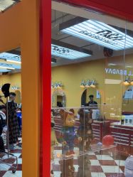 -Devilhands Barbershop男士理容店