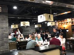 -红九格老火锅(三峡广场店)