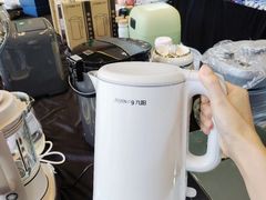 -广州周大福金融中心