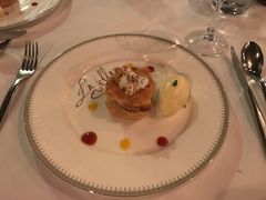 -La Villa French Restaurant