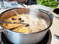 -煲王粤菜餐厅(中侨中心店)