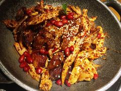 手撕扁担鸡-吃饭皇帝大土家民族菜(正大广场店)