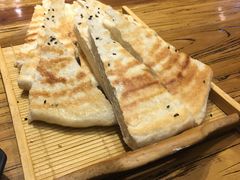 饽饽饼-王明古法砂锅居(开化寺店)