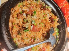 广东腊味煲仔饭-鼎记啫啫煲(数博万达店)