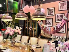 -SISTERS BAR RESTAURANT川意酒馆(嘉善老市H楼店)