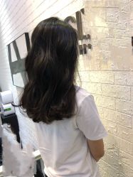 -SIX Hair Consultant