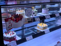 -巴黎贝甜(大宁国际商业广场店)