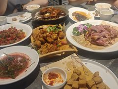 -黄弟大排档·湖南菜·小龙虾·小海鲜(凯旋北路店)