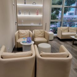 -医颜医疗美容门诊部