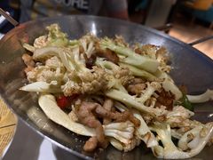 干锅腊肉花菜-避风塘·老港味餐厅(虹口龙之梦店)