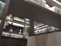 -钟书阁(群光广场店)