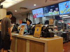 -麦当劳(十字街店)